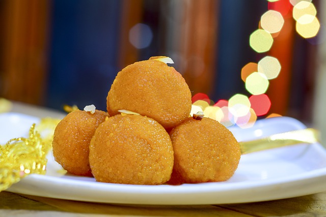 Traditional Indian Sweets Made with Ghee: The Art of Making Perfect Besan Ladoo